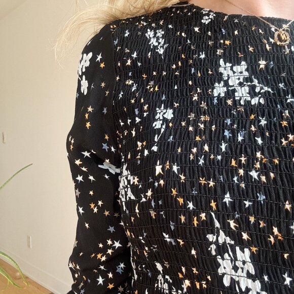 Long Sleeve Mini Star Dress - Picture 3 of 4